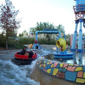 Atracción de agua en Parque Warner Madrid